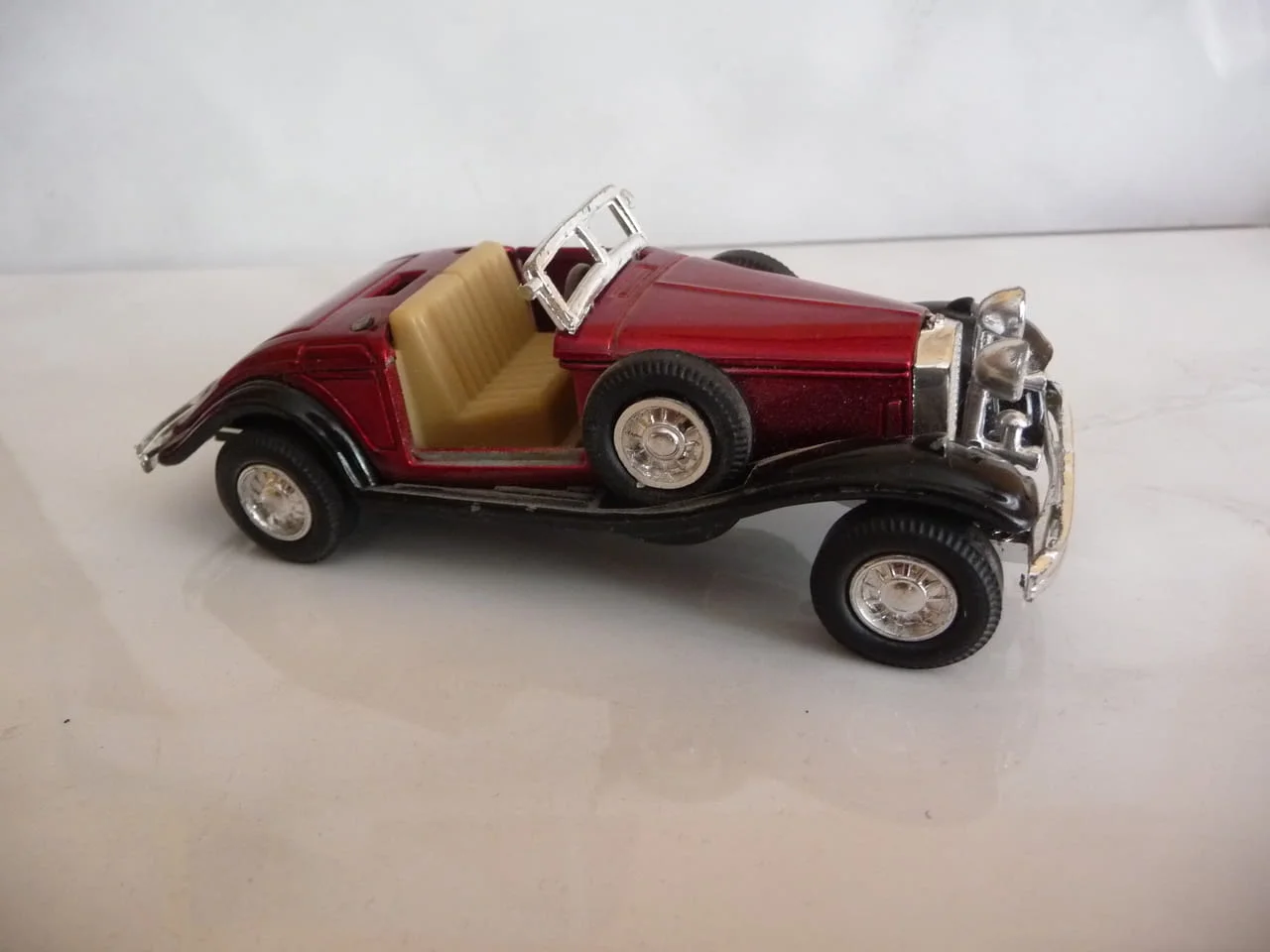 Ретро автомобил 1932 Welly кола стара играчка класика части — снимка 2
