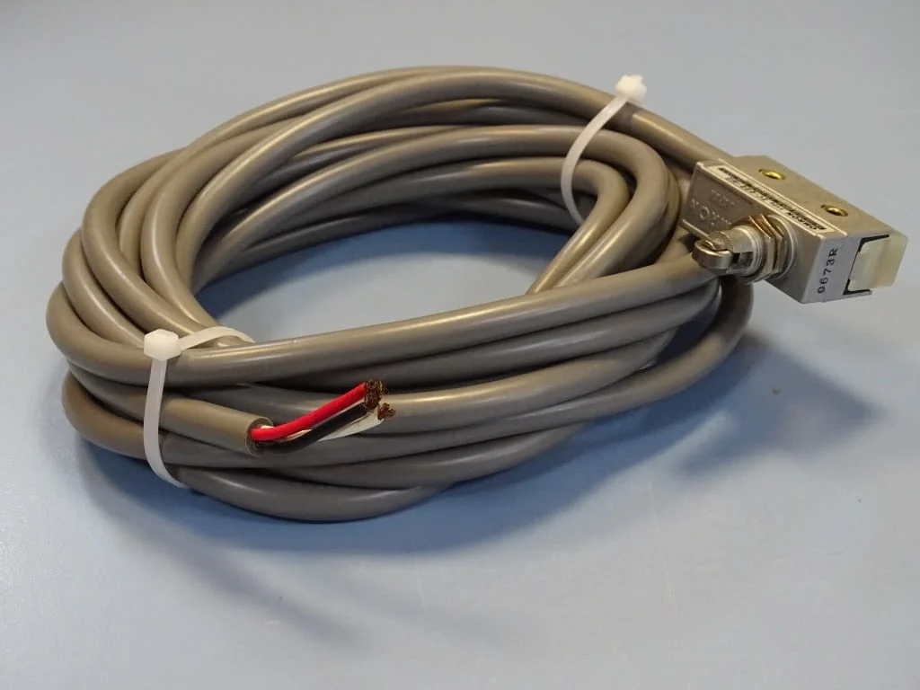 Краен изключвател Omron ZC-Q22-MR Limit Switch — снимка 4