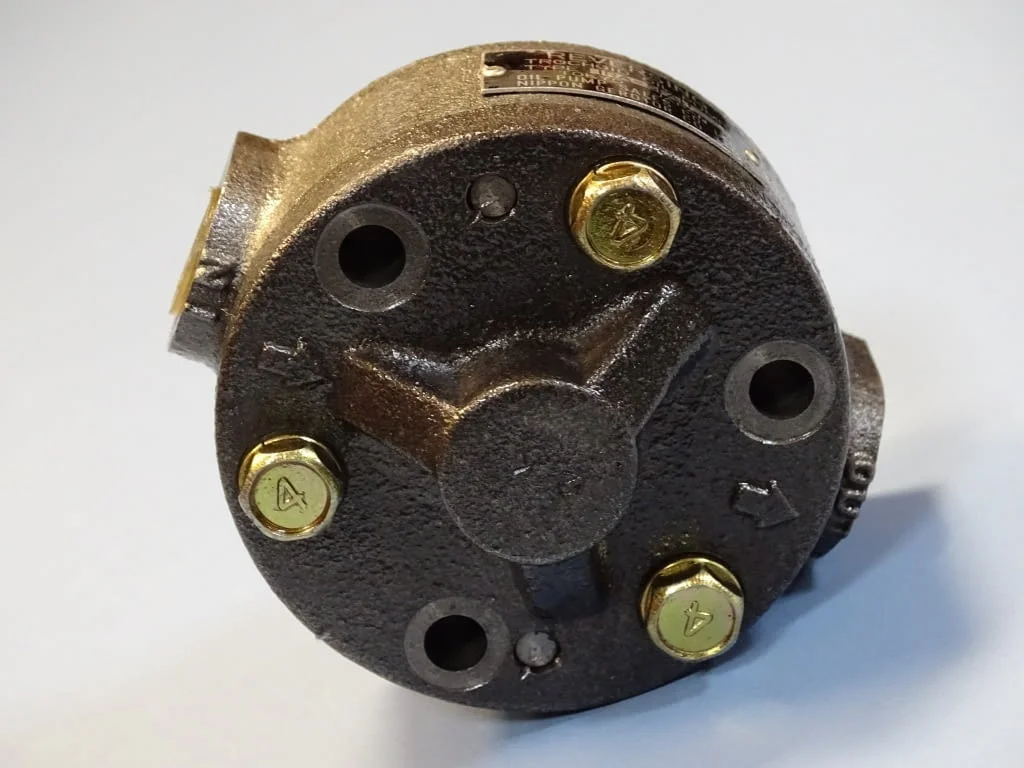 Трохоидна помпа NIPPON GEROTOR IRA-SFAH Reversing Trochoid Oil Pump — снимка 3