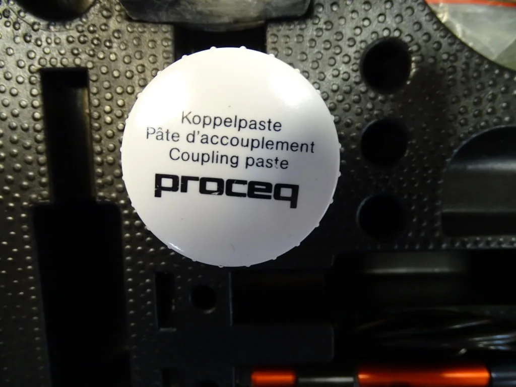 Твърдомер Proceg EQUOTIP Portable Hardness Tester — снимка 6