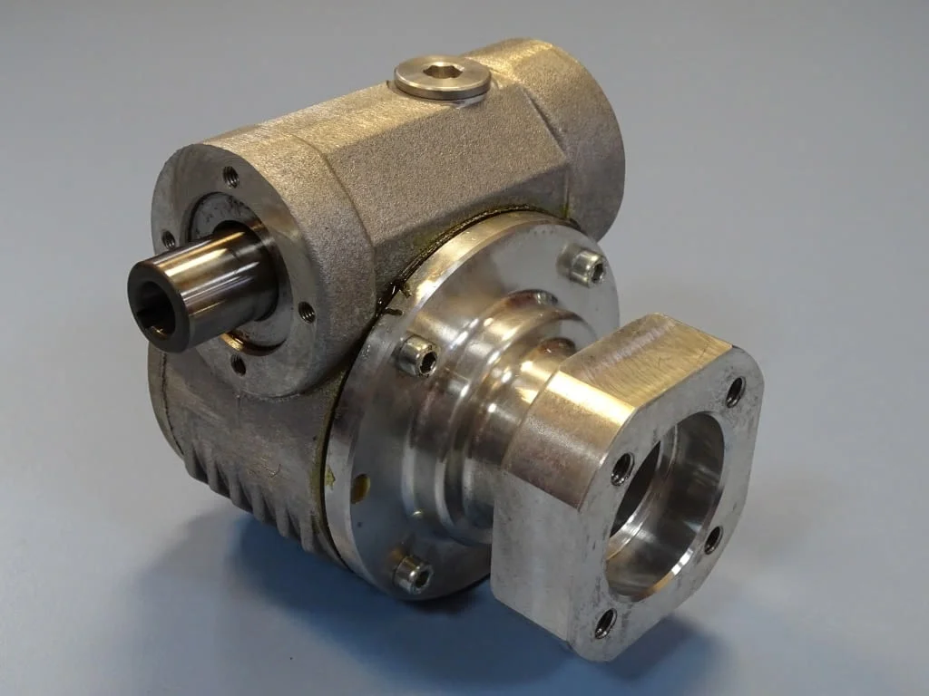 Червячен редуктор GHIRRI MOTORIDUTTORI MRV05 F1 worm gear reducer 1:10 — снимка 2