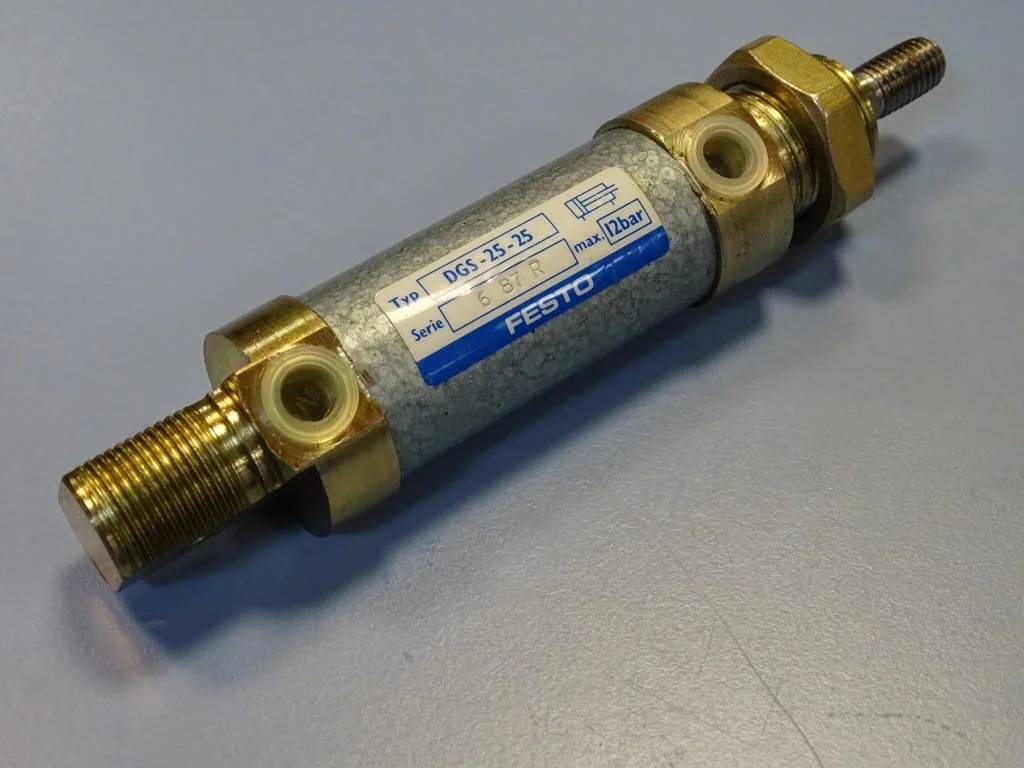 Пневматичен цилиндър Festo DGS 25-25 double acting pneumatic cylinder