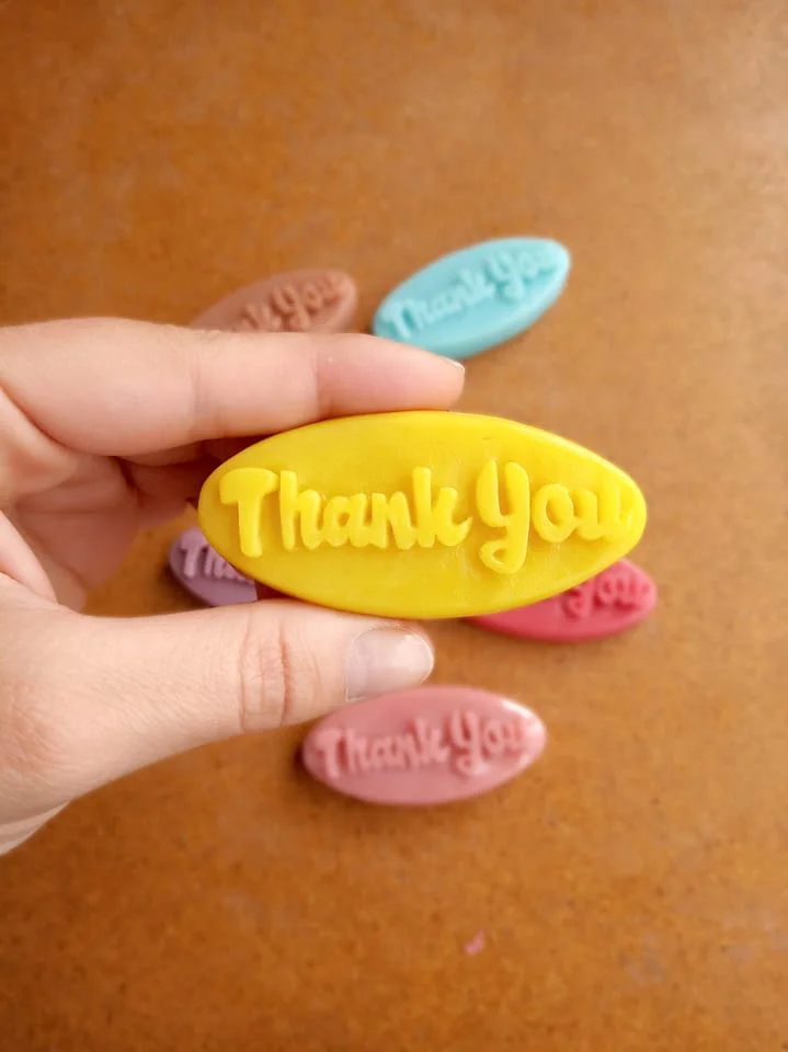 Ароматни и Цветни глицеринови сапунчета с надпис „thank you“ 10 броя от atelierabcarving.com — снимка 3