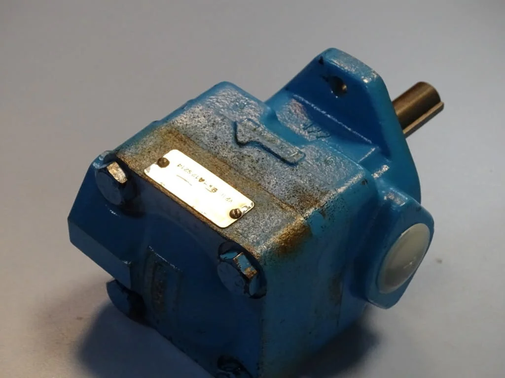 Хидравлична помпа Vickers V210 9W 1A12S214 Hydraulic vane pump — снимка 4