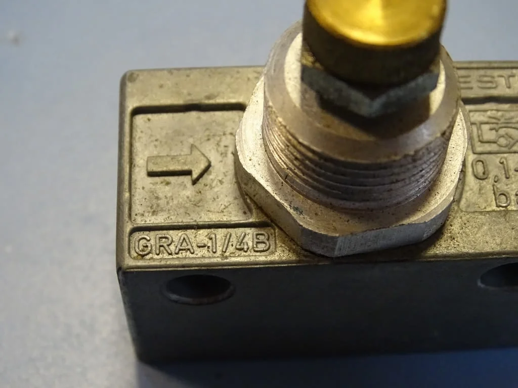 Пневматичен регулатор Festo GRA-1/4-B one-way Flow Control Valve 0.1-10Bar — снимка 4