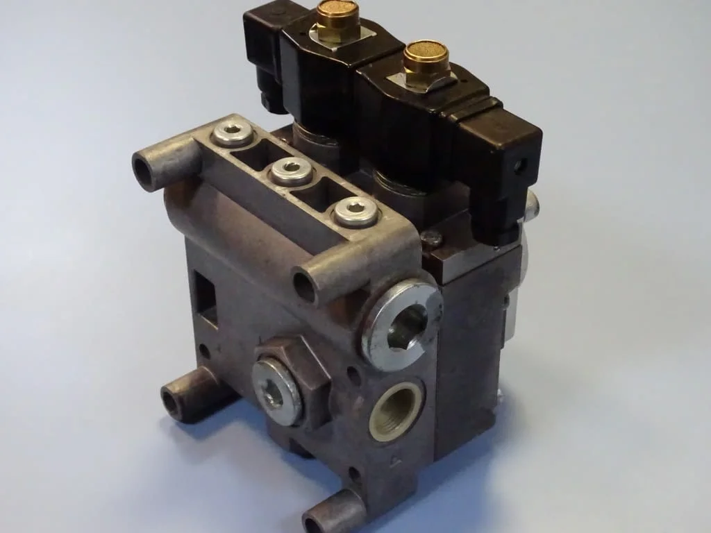 Пневматичен разпределител HERION XSZ 20/2493000 Solenoid Valve 24VDC G3/4 — снимка 9