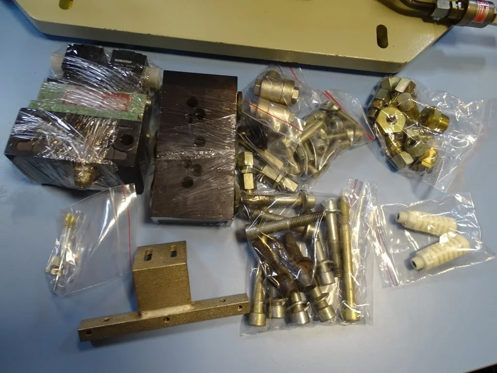 Пневматична гилотина за пластмаса Battenfeld Fischer TM-325 Pneumatic Cuillotine Cutter Plastic — снимка 7