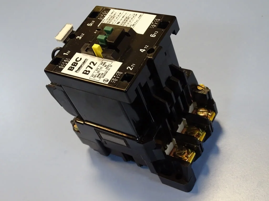 Контактор BBC Petercem B72-30-11 contactor 75A 220V — снимка 10