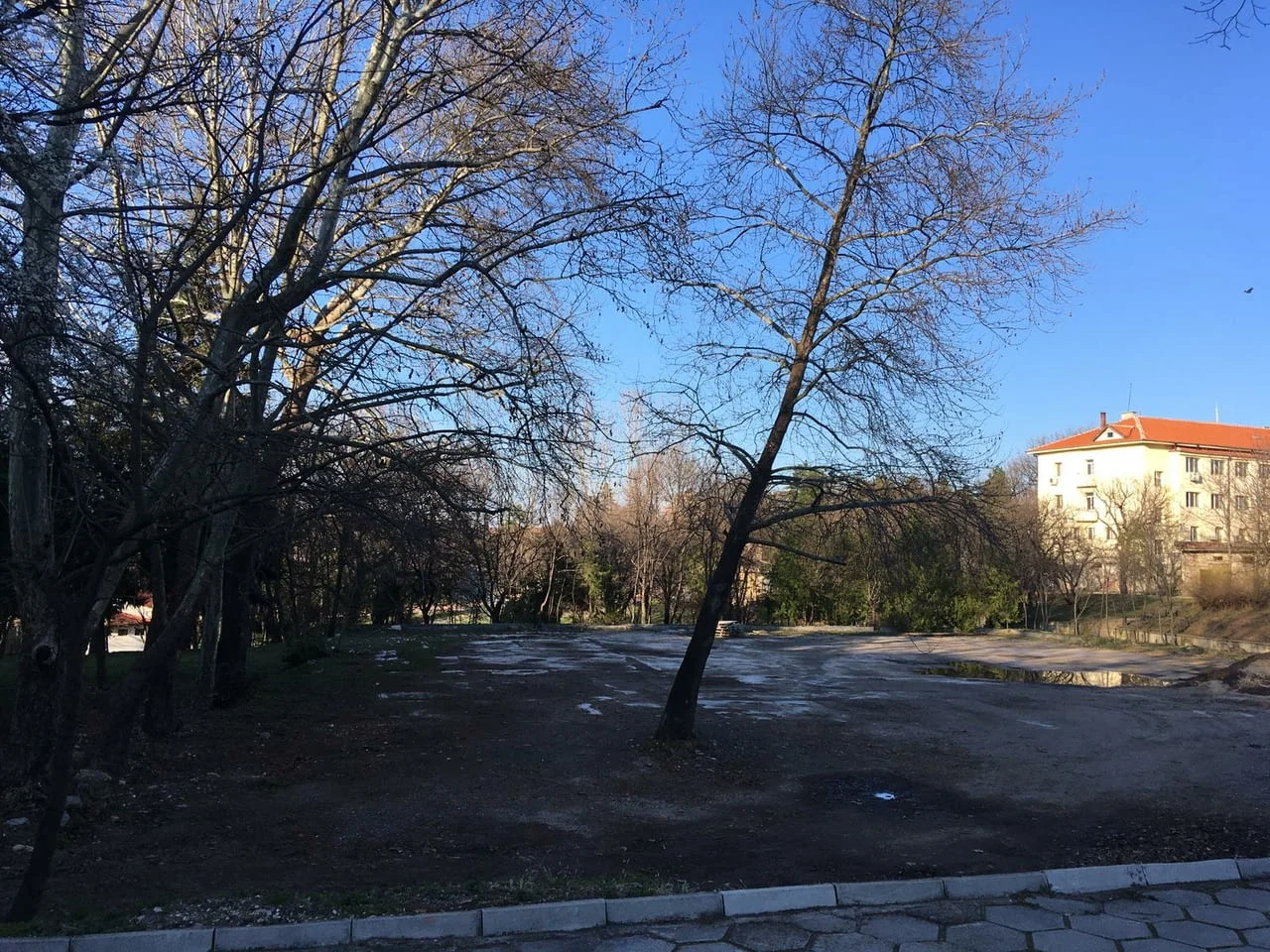 УПИ 6920 кв. м. в центъра на Минерални бани – минерална вода, ел. и ВиК — снимка 2