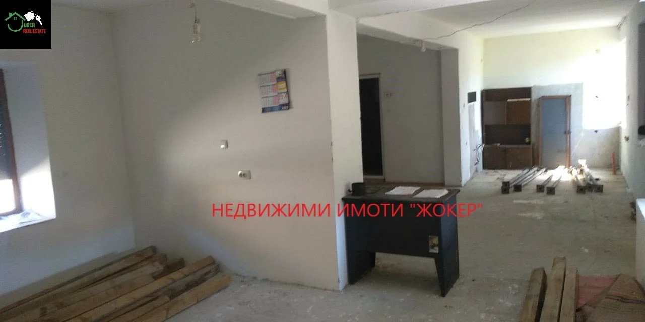 Къща с двор в село Балван — снимка 4
