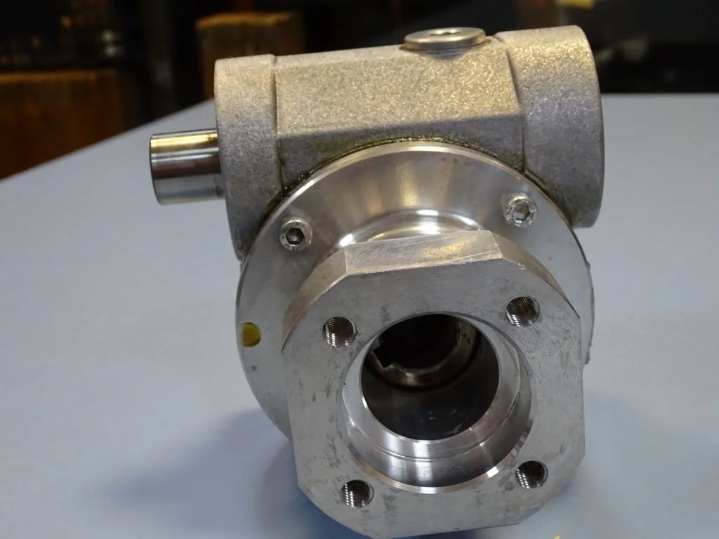 Червячен редуктор GHIRRI MOTORIDUTTORI MRV05 F1 worm gear reducer 1:10 — снимка 8