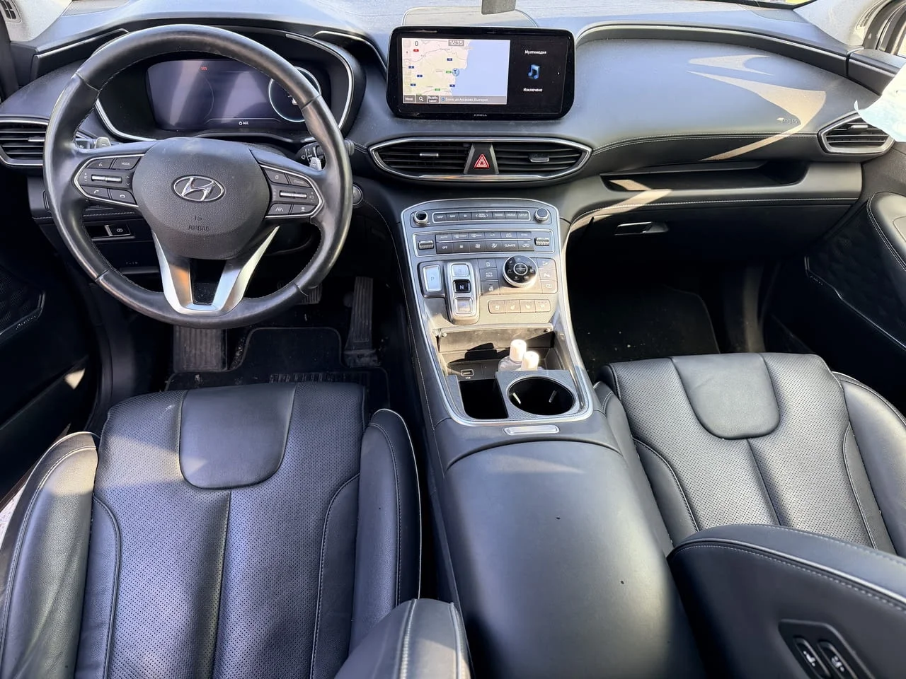 Hyundai Santa Fe 4 (TM) 2.2 CRDI HTRAC двигател D4HE 193 кс., автоматик 8-ст., 7 местен 69000 км., 2 — снимка 9