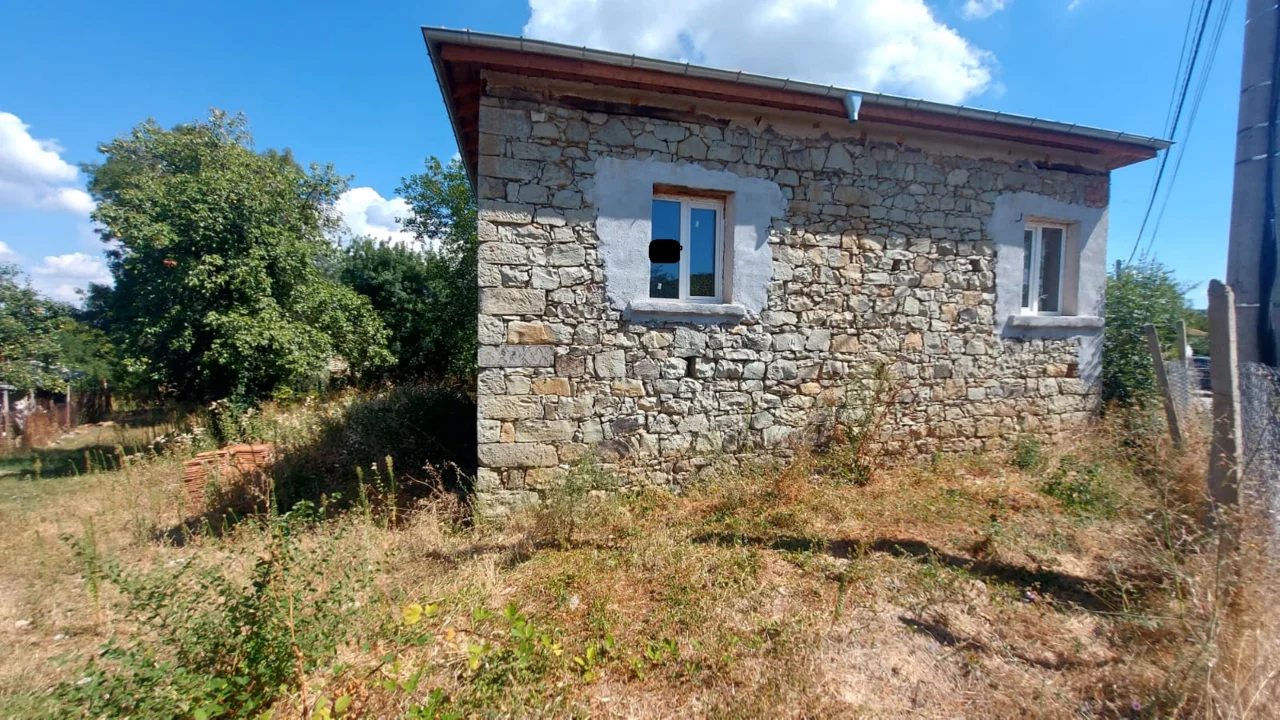 Къща в с. Широка поляна, обл. Хасково — снимка 8