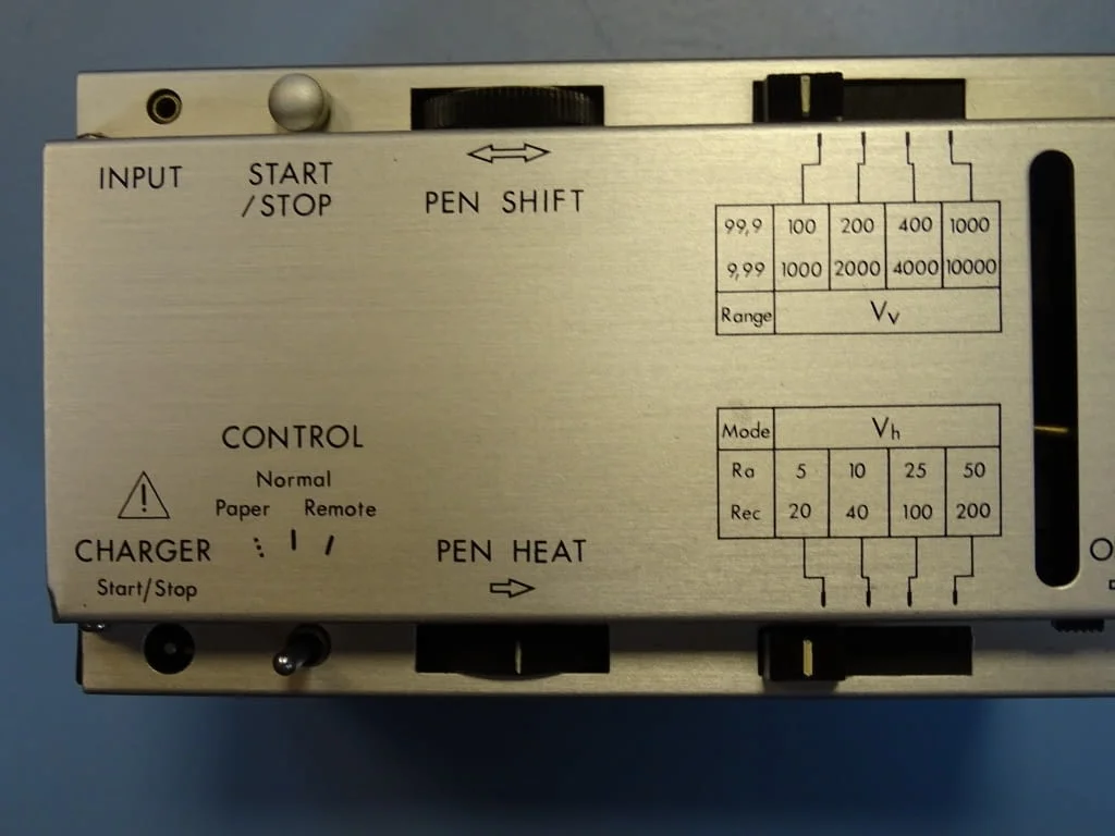 Грапавомер TAYLOR-HOBSON surtronic 3 parameter surgraphic recorder — снимка 7