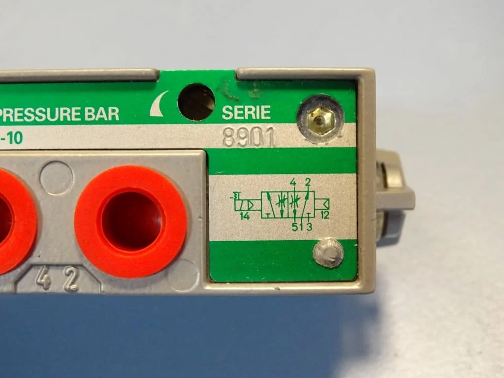 Пневматичен разпределител Walter pneumatic SXE 9561-180 — снимка 2