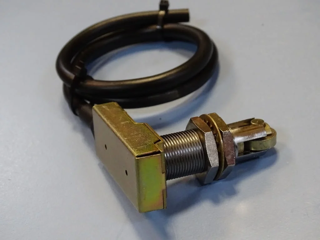 Изключвател краен CROUZET 83.732 Limit Switch 5A/250V — снимка 4