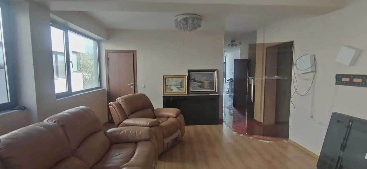 Продаваме мезонет в кв. Каменица 1