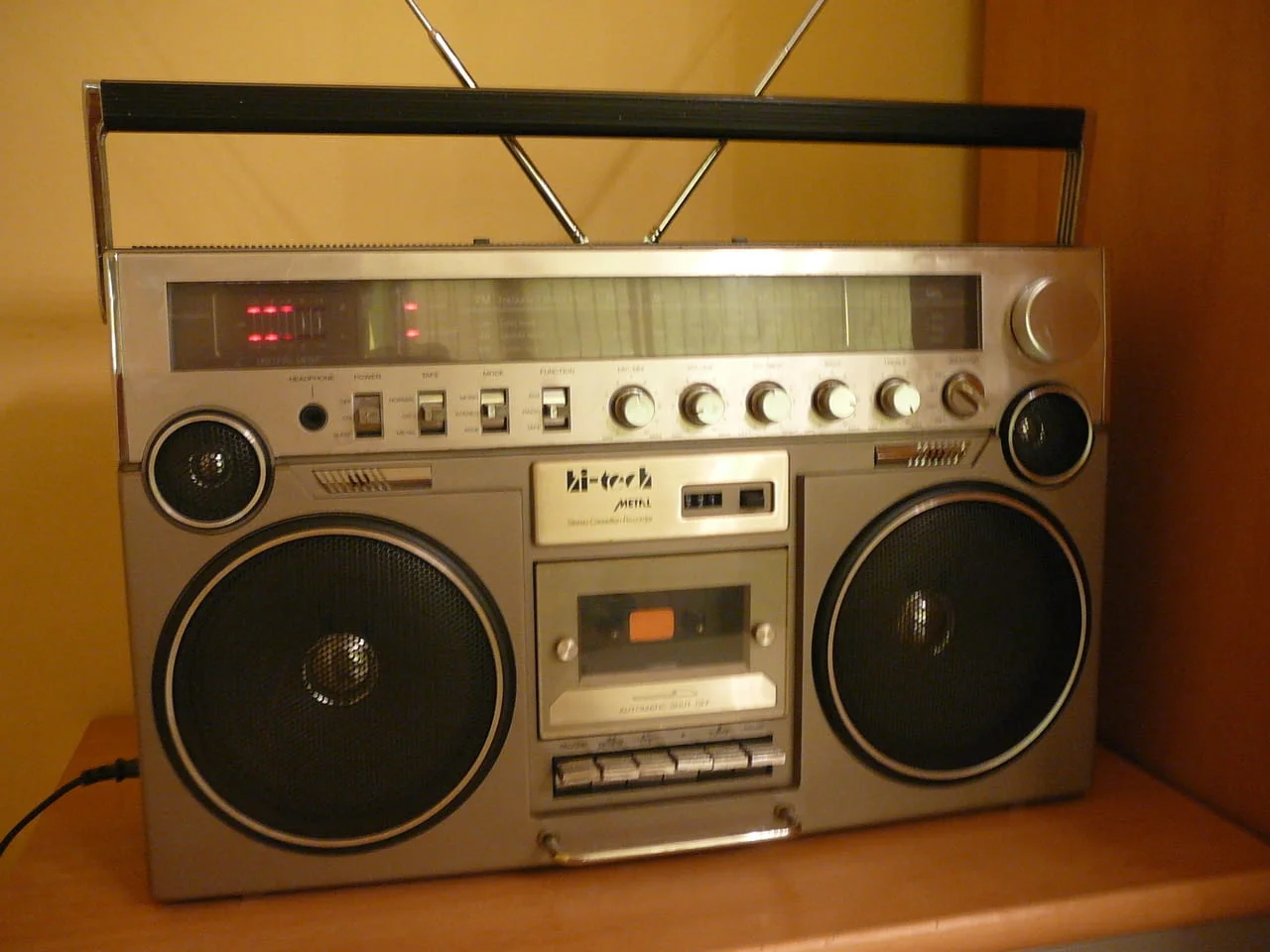 Hi-tech l=2000 — снимка 2
