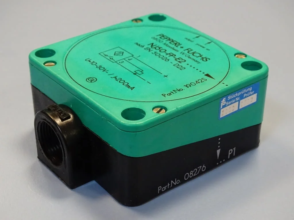 Индуктивен изключвател PEPPERL+FUCSH NJ50-FP-E2 inductive sensor — снимка 2
