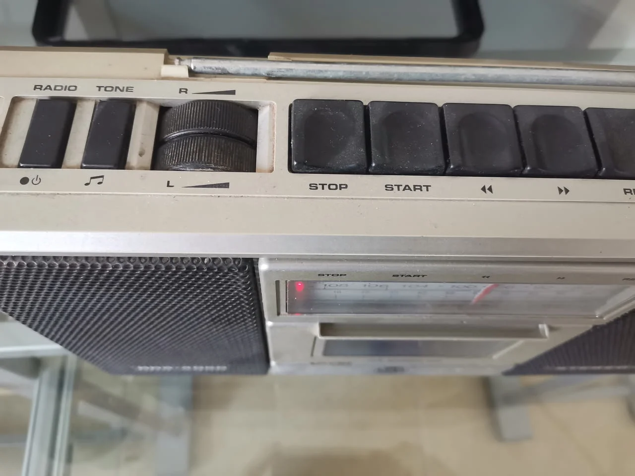 RRS-4050 (Grundig RMS 451) stereo radio — снимка 2