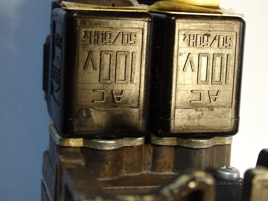 Пневматичен разпределител SHOKU-HERION 5BC-04F solenoid valve 100VAC — снимка 7