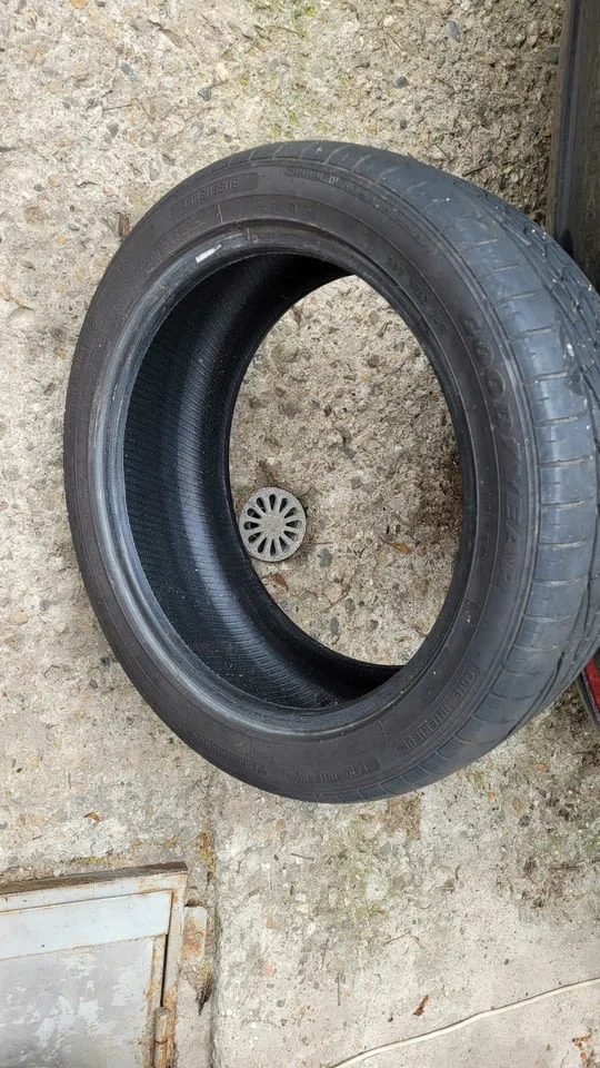 Гума 1 бр. Goodyear – 245 x 45 x 19 – Run Flat — снимка 2