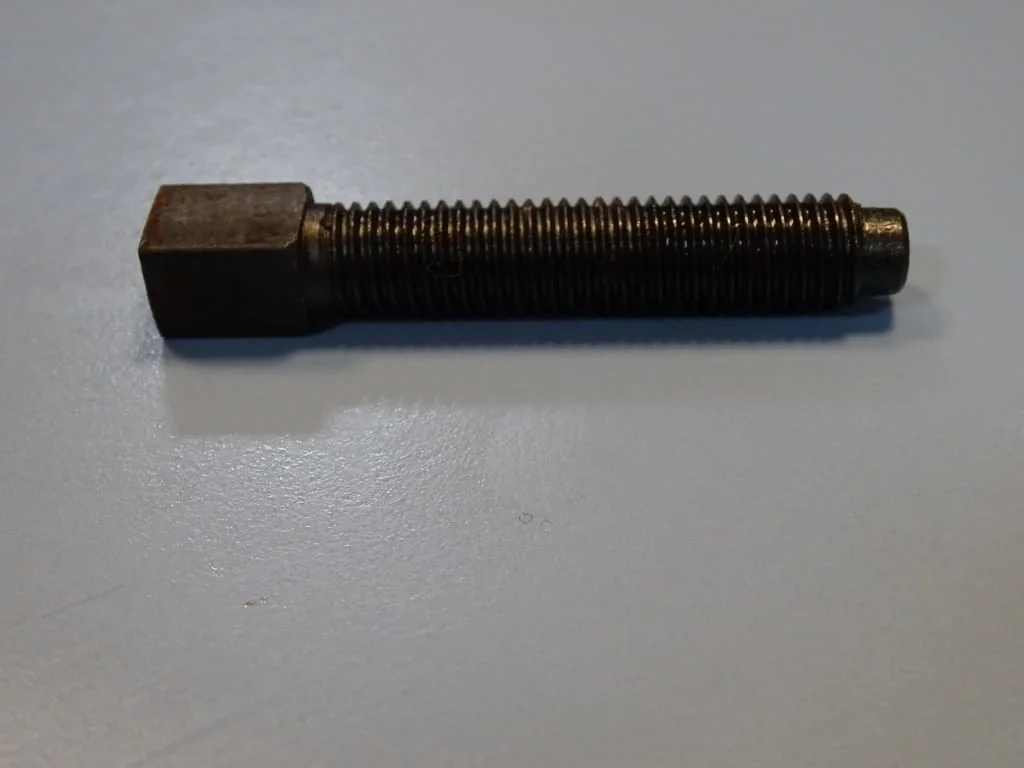 Болт за ножодържач за струг М12 12х12 mm — снимка 2