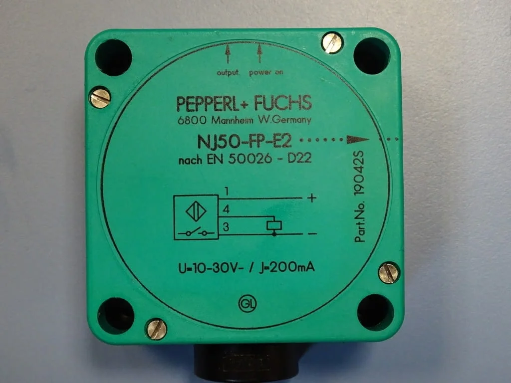 Индуктивен изключвател PEPPERL+FUCSH NJ50-FP-E2 inductive sensor — снимка 6