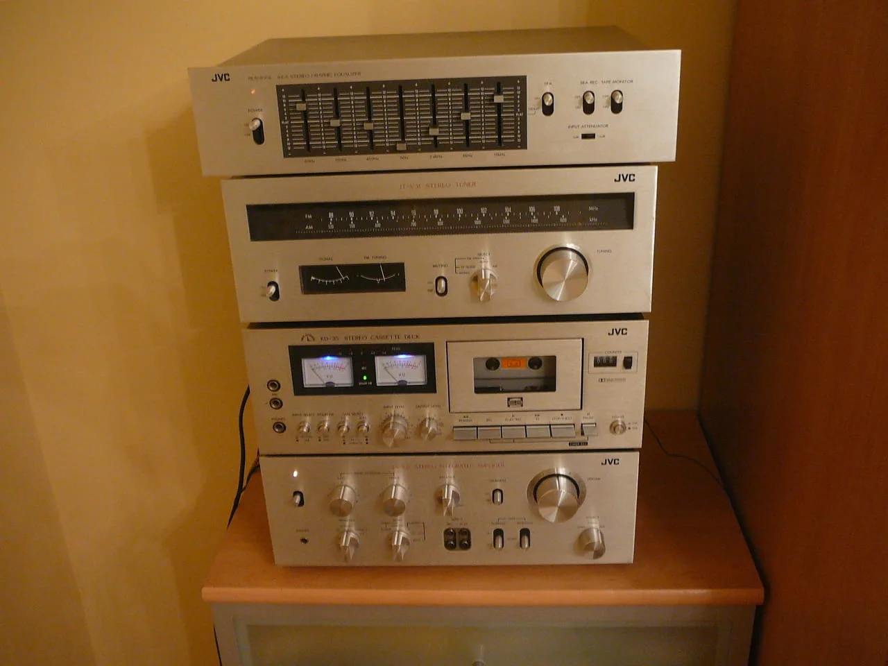 Jvc ja-s31 i kd-35e i t-v31 i sea-20gl — снимка 4