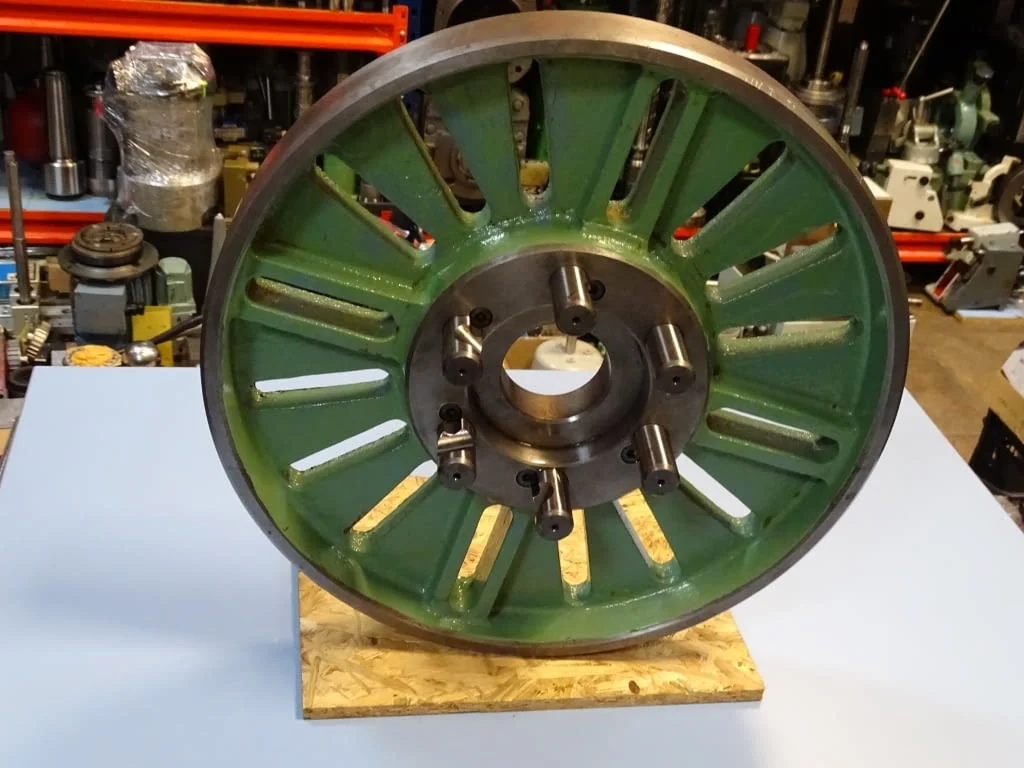 Планшайба за струг Ф 410mm "Record" DDR — снимка 9