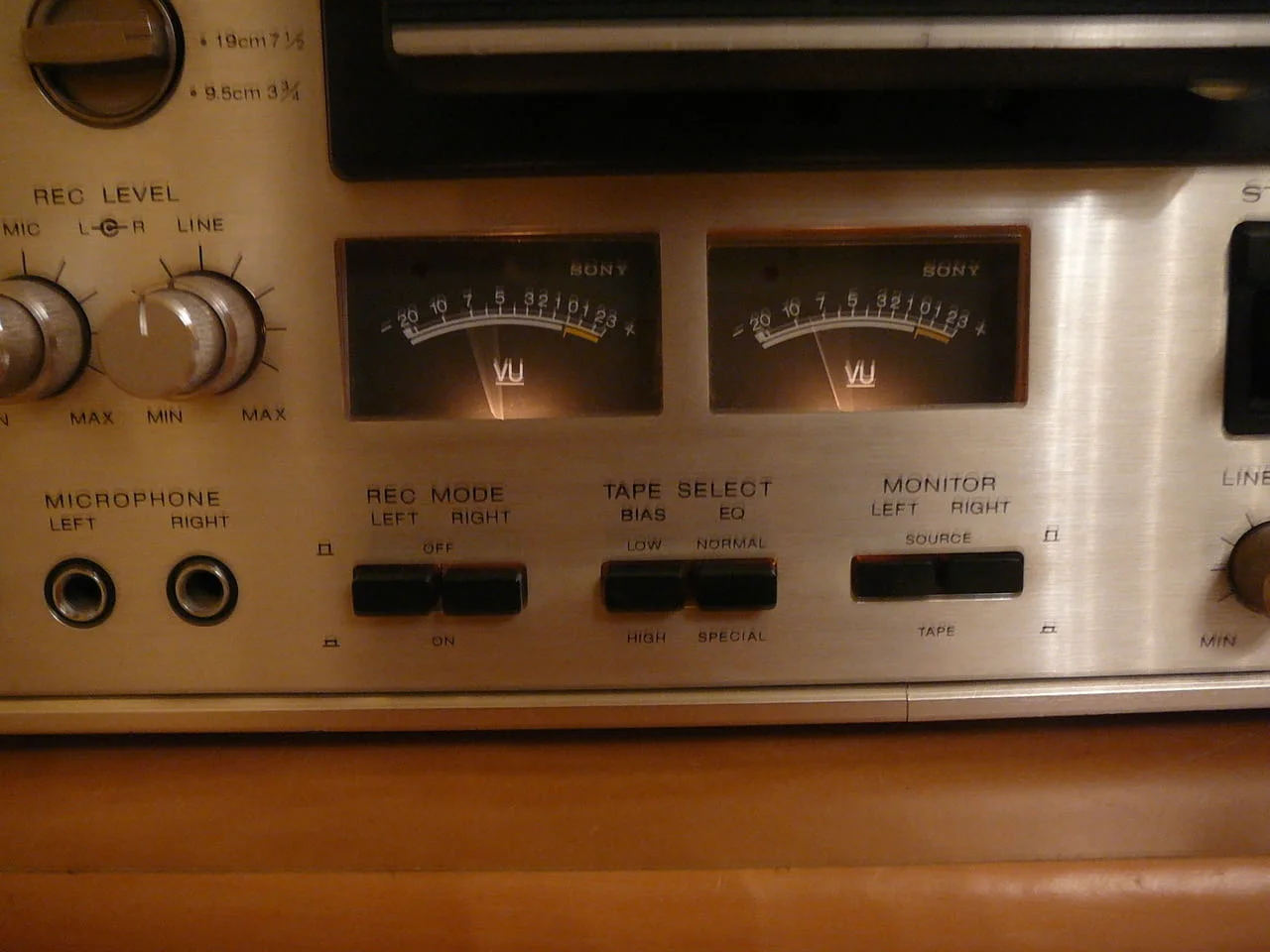 Sony tc-645 — снимка 6