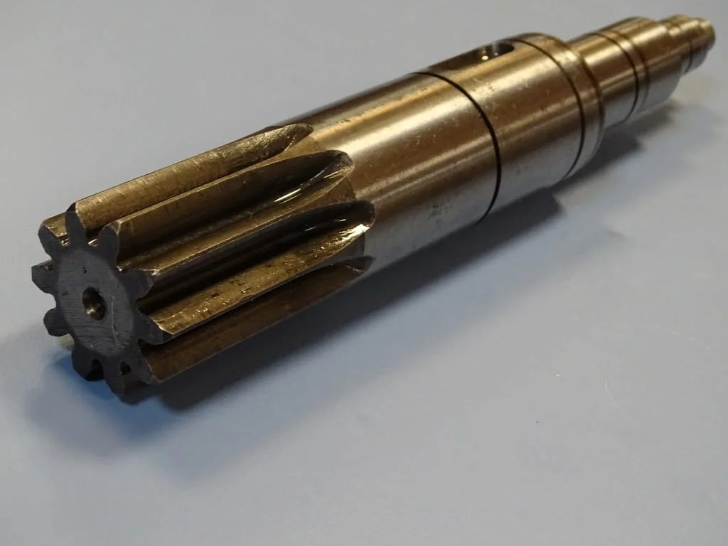 Вал зъбно колело за струг СУ-400, СУ-500, СУ-580 — снимка 3