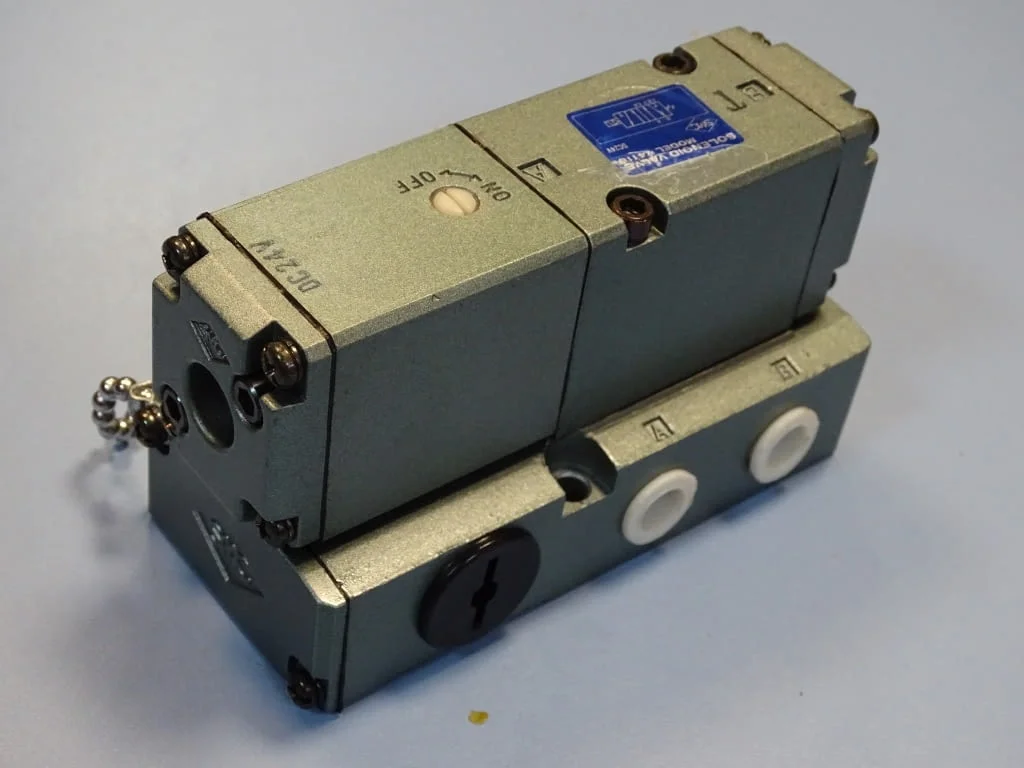 Пневматичен регулатор SMC V4110 solenoid valve — снимка 7