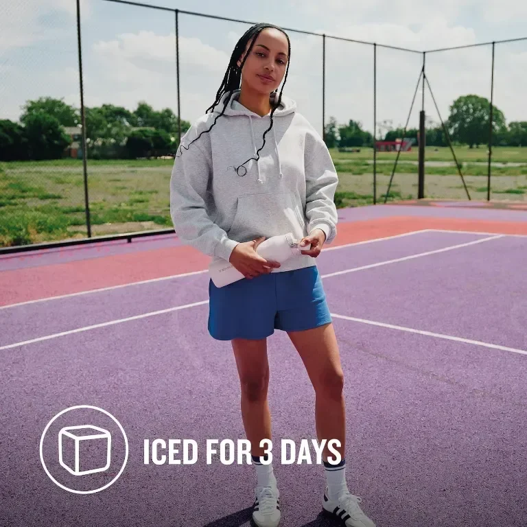 Спортна бутилка за вода Stanley IceFlow Flip Straw 2.0 със сламка 1.06 л 15 часа студено 3 дни с лед — снимка 3