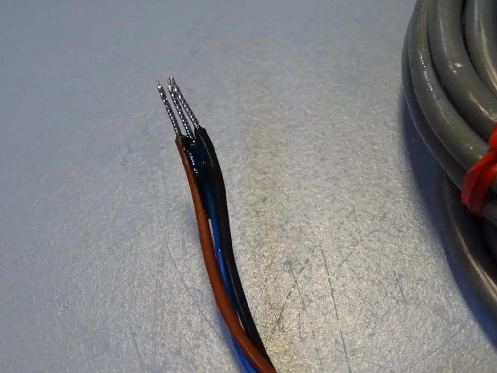 Индуктивен датчик EUCHNER EGT 12X02AP024 Inductive proximity switch 10-30VDC — снимка 8