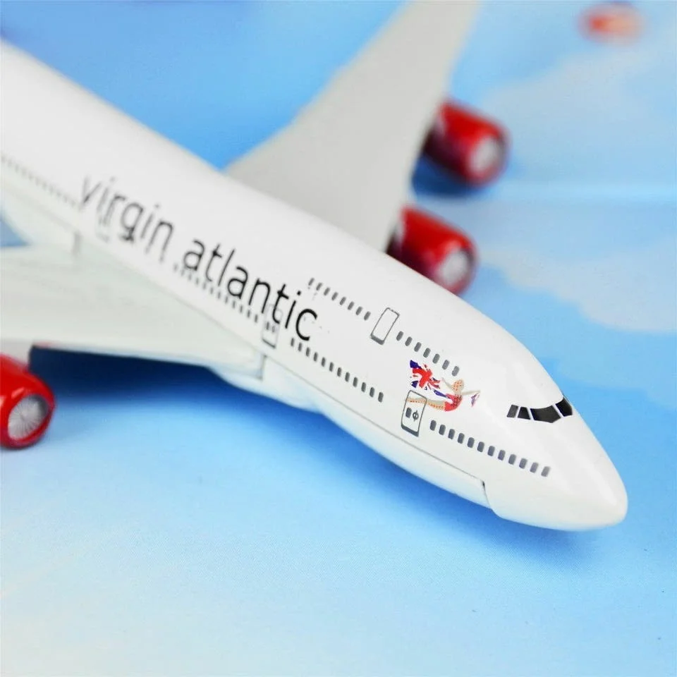 Бойнг 747 самолет модел макет Virgin Atlantic метален черна кутия стюардеса презокеански полет пилот — снимка 4