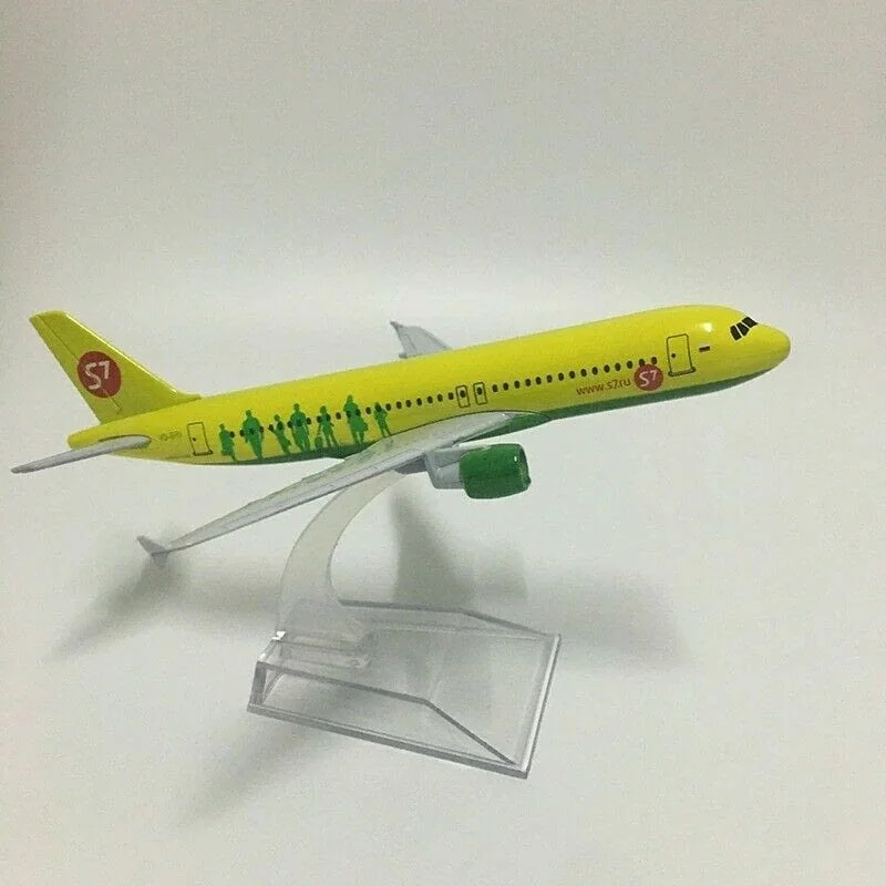 Еърбъс 320 самолет модел макет S7 Сибир метален A320 Русия руска компания полети пътници 1 класа баг — снимка 3