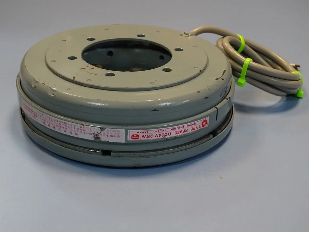 Електромагнитна спирачка Shinco Electric RF 825 Electromagnetic Brake 24V 25W — снимка 10