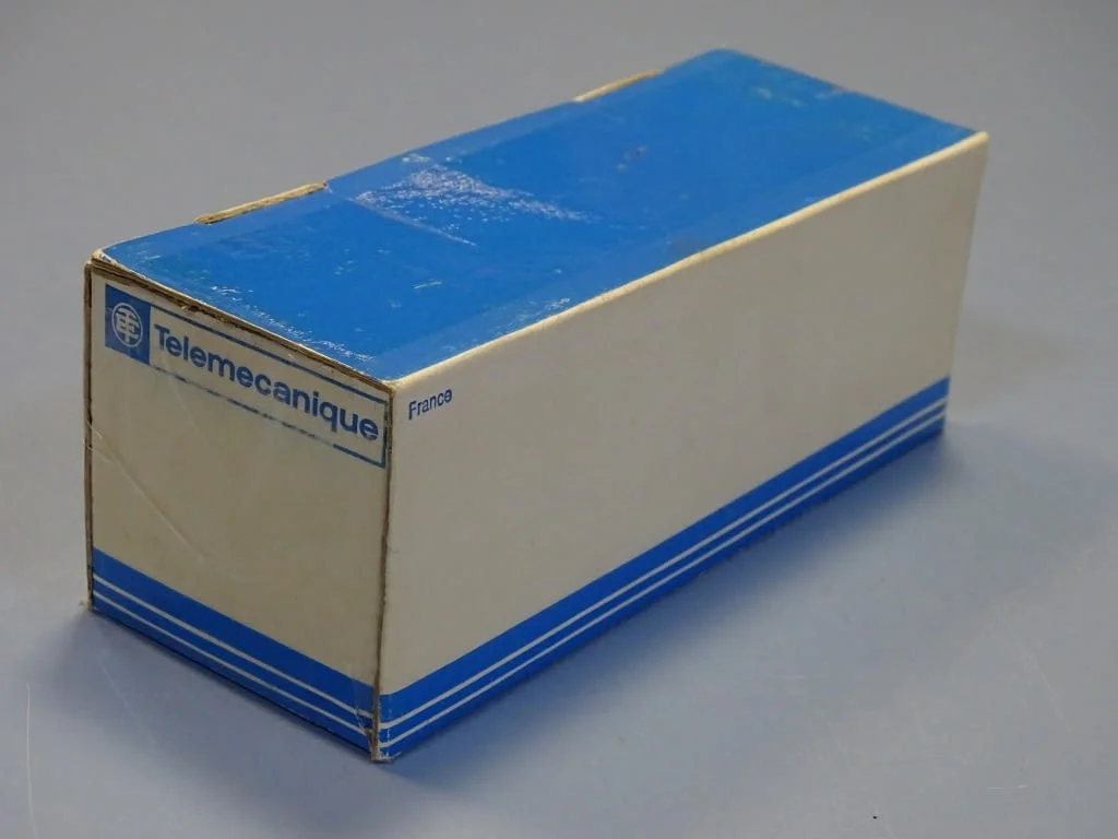 Пресостат Telemecanique XM2.JM050 pressure switch 0-50Bar — снимка 8