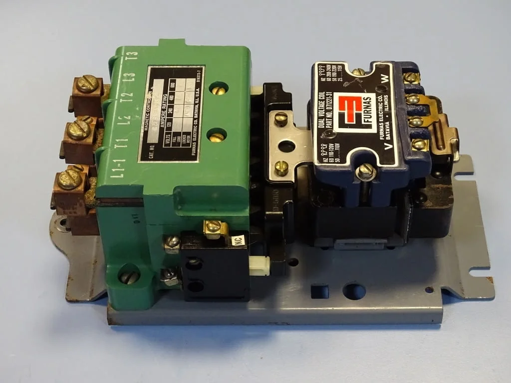 Контактор въздушен FURNAS 42FB35AAD8GC contactor 3-pole 110-120V — снимка 2