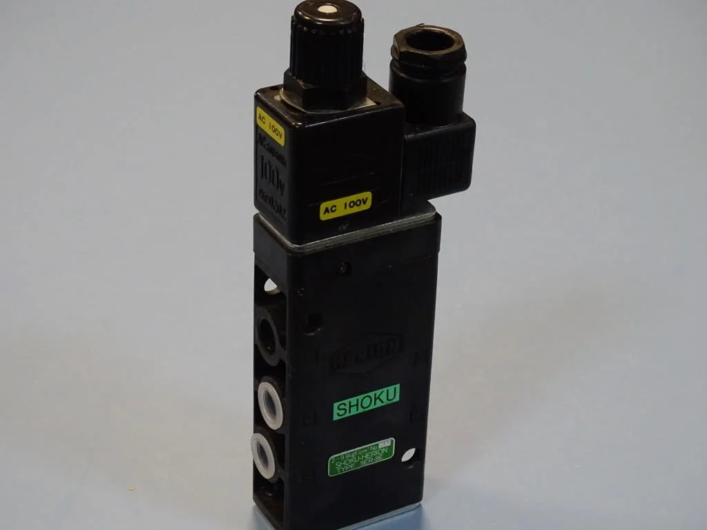 Пневматичен разпределител SHOKU-HERION 5ER-8E solenoid valve 100VAC — снимка 7