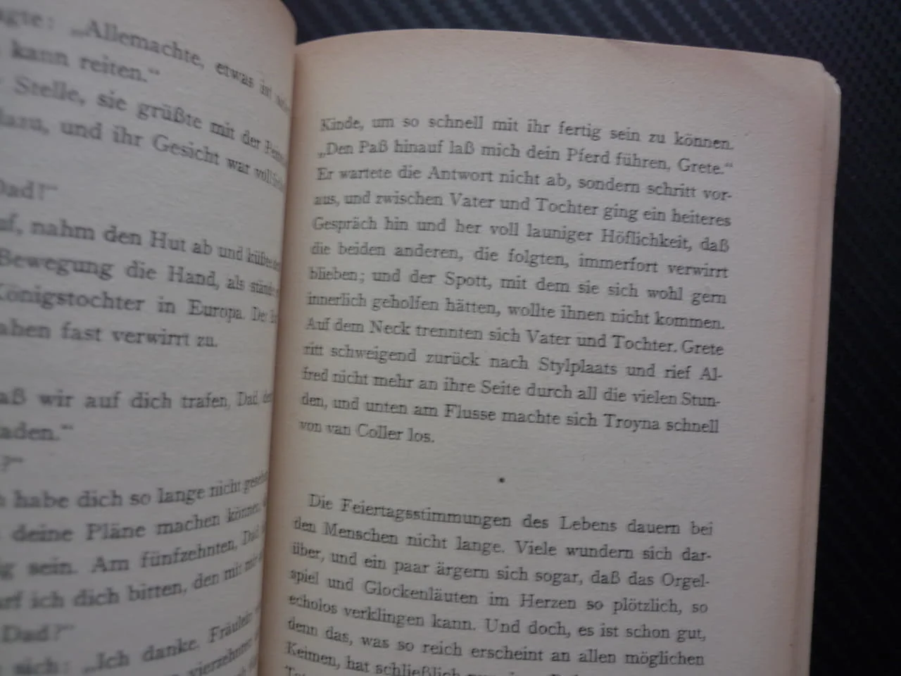 Deutsche Gegenwartsdichtung Erster Band 1942 немска стара антикварна книга Съвременни гермаски автор — снимка 2