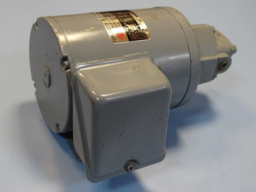 Трохоидна помпа NIPPON GEROTOR Motor-Trochoid Pump TOP-IME 100-1-11МА 200VAC — снимка 4