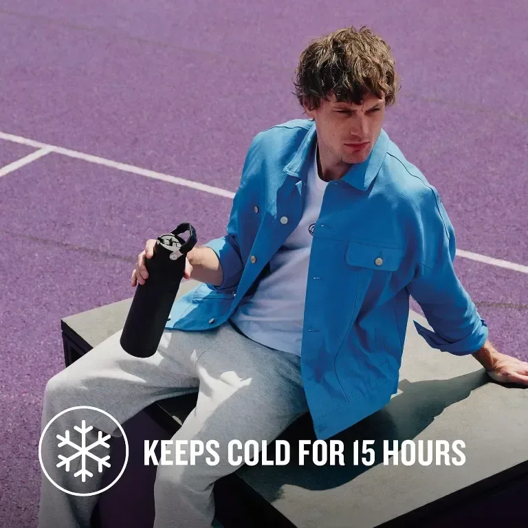 Спортна бутилка за вода Stanley IceFlow Flip Straw 2.0 със сламка 1.06 л 15 часа студено 3 дни с лед — снимка 2