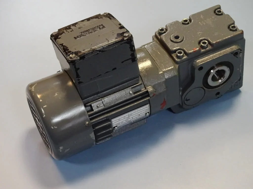 Мотор редуктор Flender Himmel CA10-G56M4 Gear Motor 0.09kW 1350min-1 — снимка 5