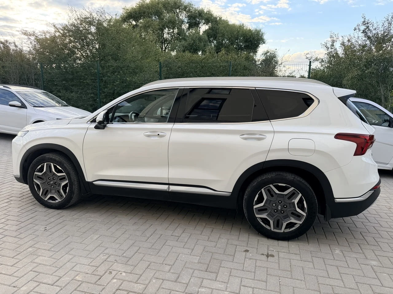 Hyundai Santa Fe 1.6 T-GDi Hybrid HTRAC 4x4 автоматик, 230 к.с. • 7 места • PANORAMA • КОЖА • FACELI — снимка 4