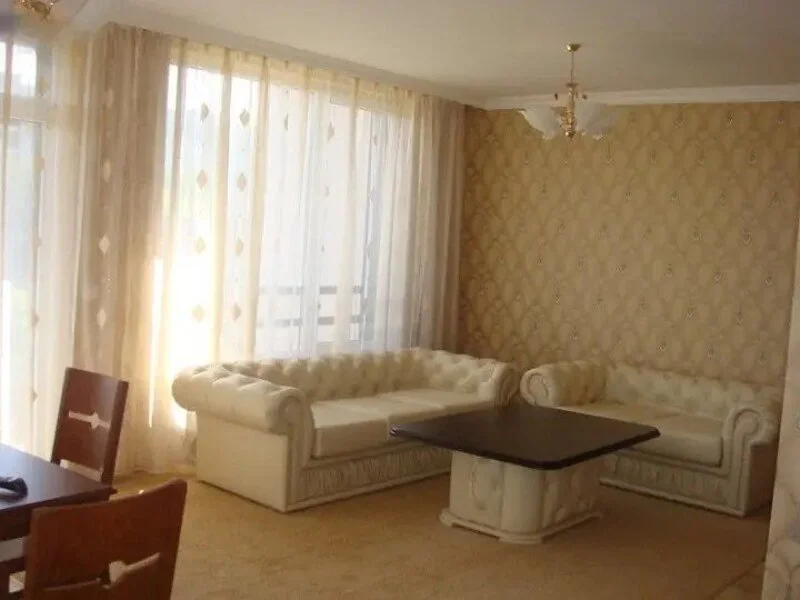 Тристаен Апартамент, Кършияка 117кв.м — снимка 2