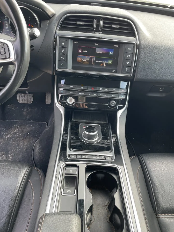 Jaguar XE 2.0 двигател 204DTD 180 кс., AWD автоматик, 67000 км., 2019г., euro 6B, Ягуар ХЕ 2.0 Engin — снимка 7