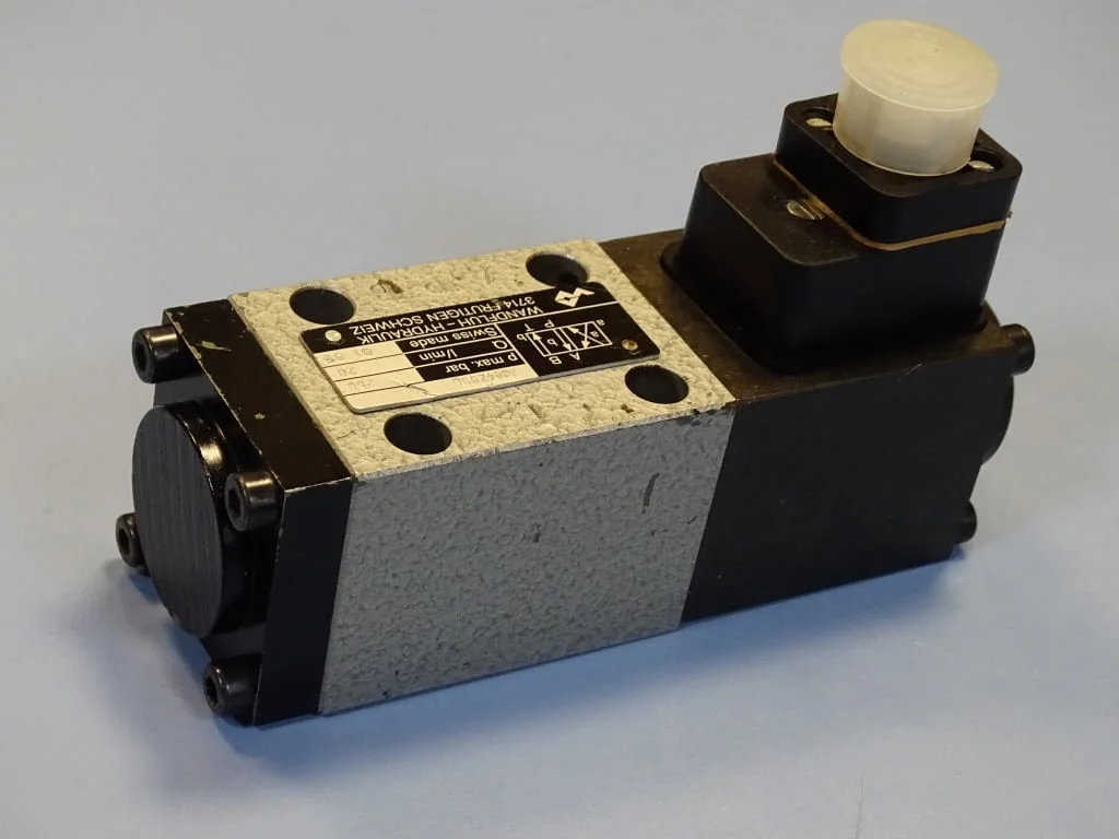Хидравличен разпределител WANDFLUH-Hydraulik AM4Z60a directional valve 110V — снимка 4