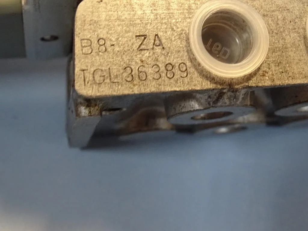 Пневматичен разпределител Orsta B8-G TGL 36389 Pneumatic Valve 24VDC — снимка 6